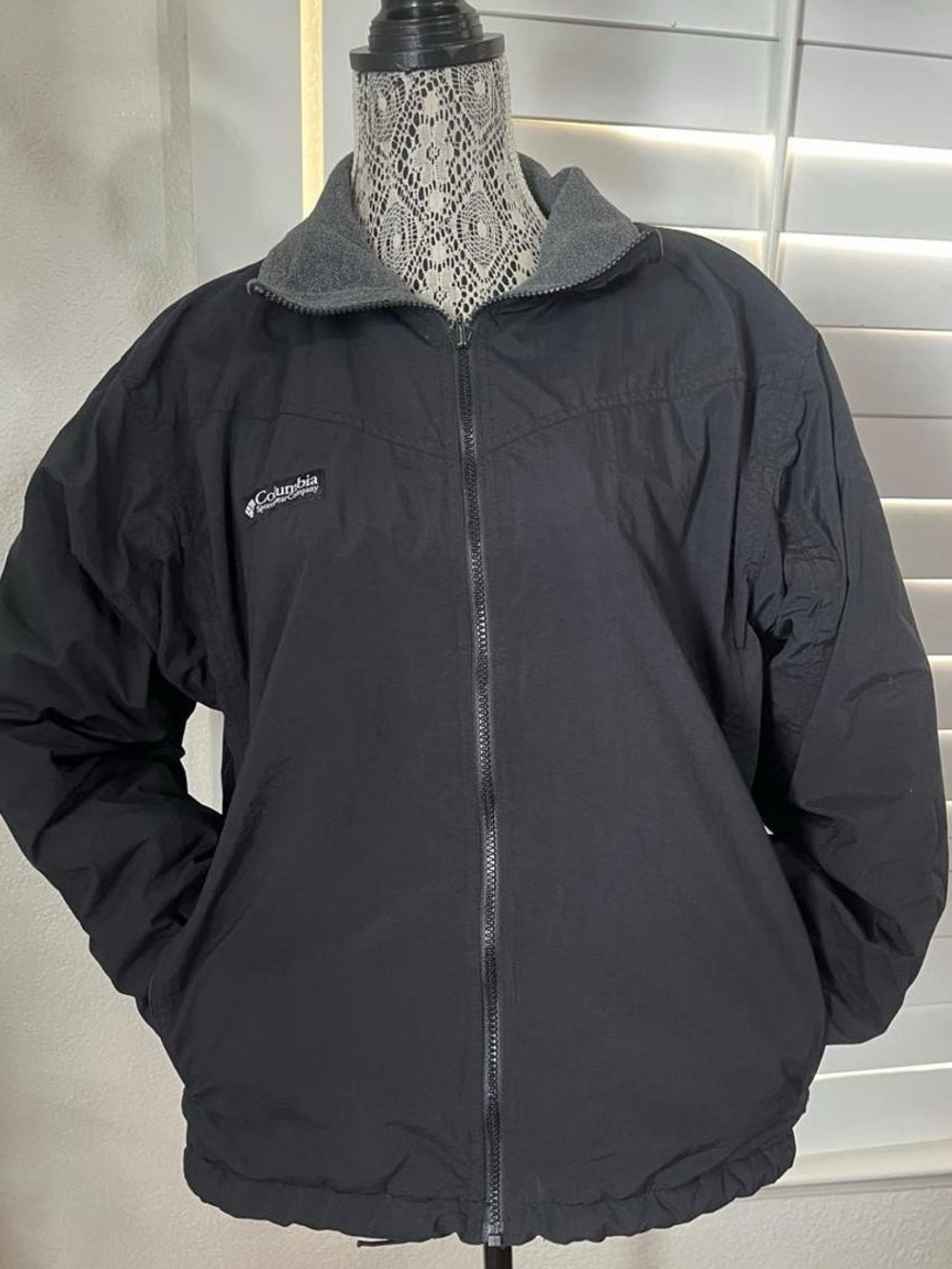 Columbia Black sportswear company Zip Jacket